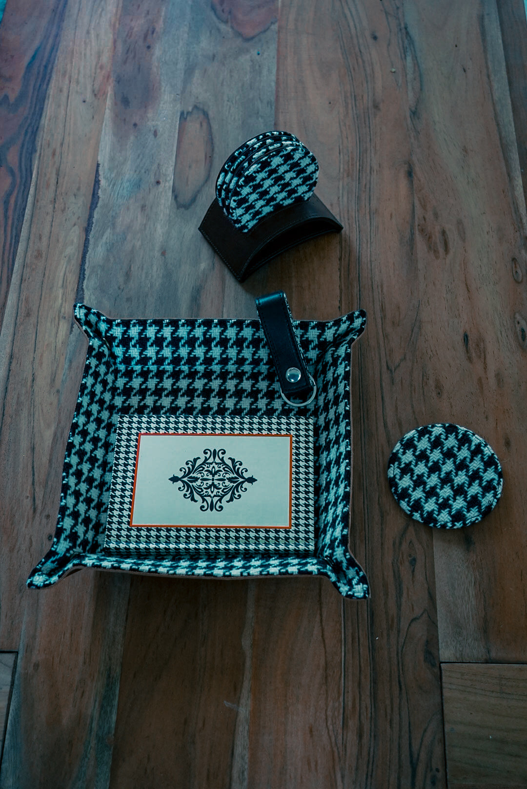 Houndstooth Valet Tray