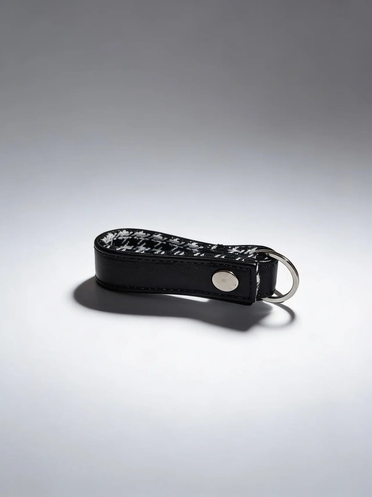 Houndstooth Keychain- Black